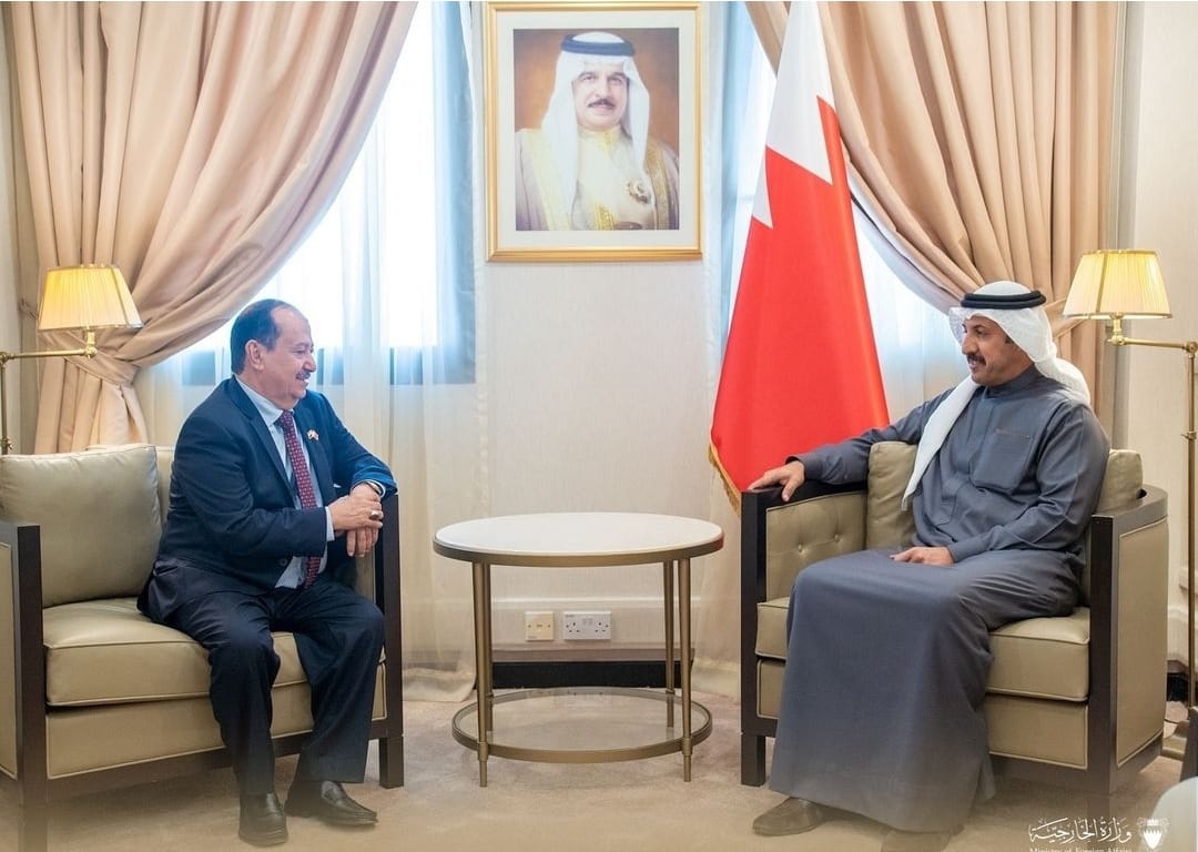 السفير الاحمدي يلتقي وكيل وزارة الخارجية البحريني