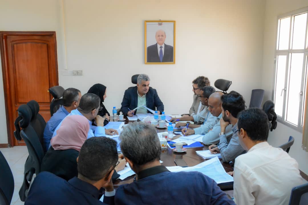 إجتماع في عدن يناقش خطة الإستجابة لمشاريع العام 2024م