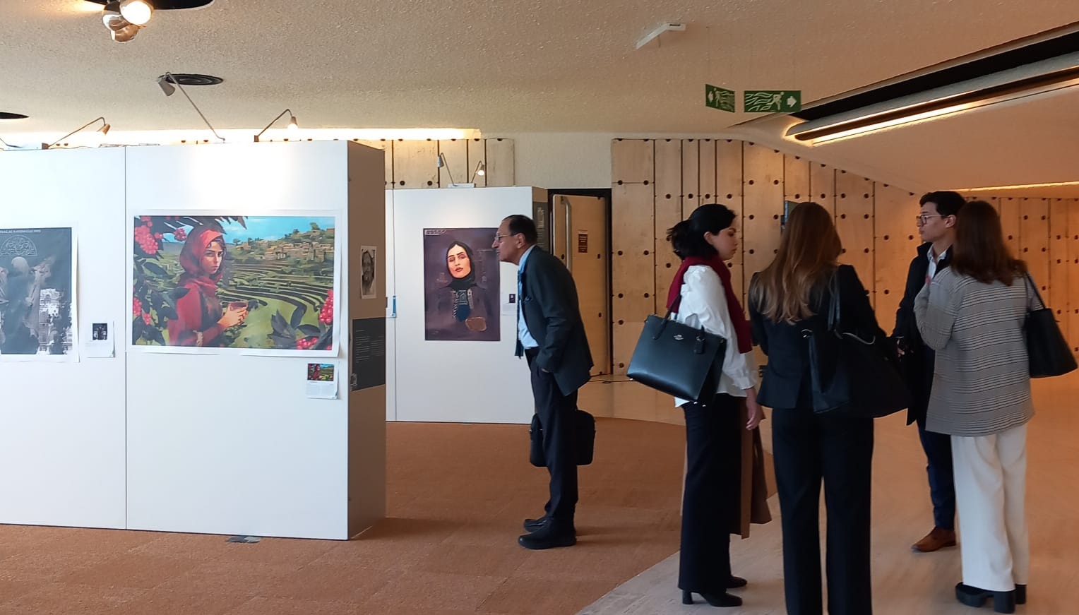 تنظيم معرض فن تشكيلي عن حالة حقوق الإنسان باليمن في قصر الأمم المتحدة بجنيف