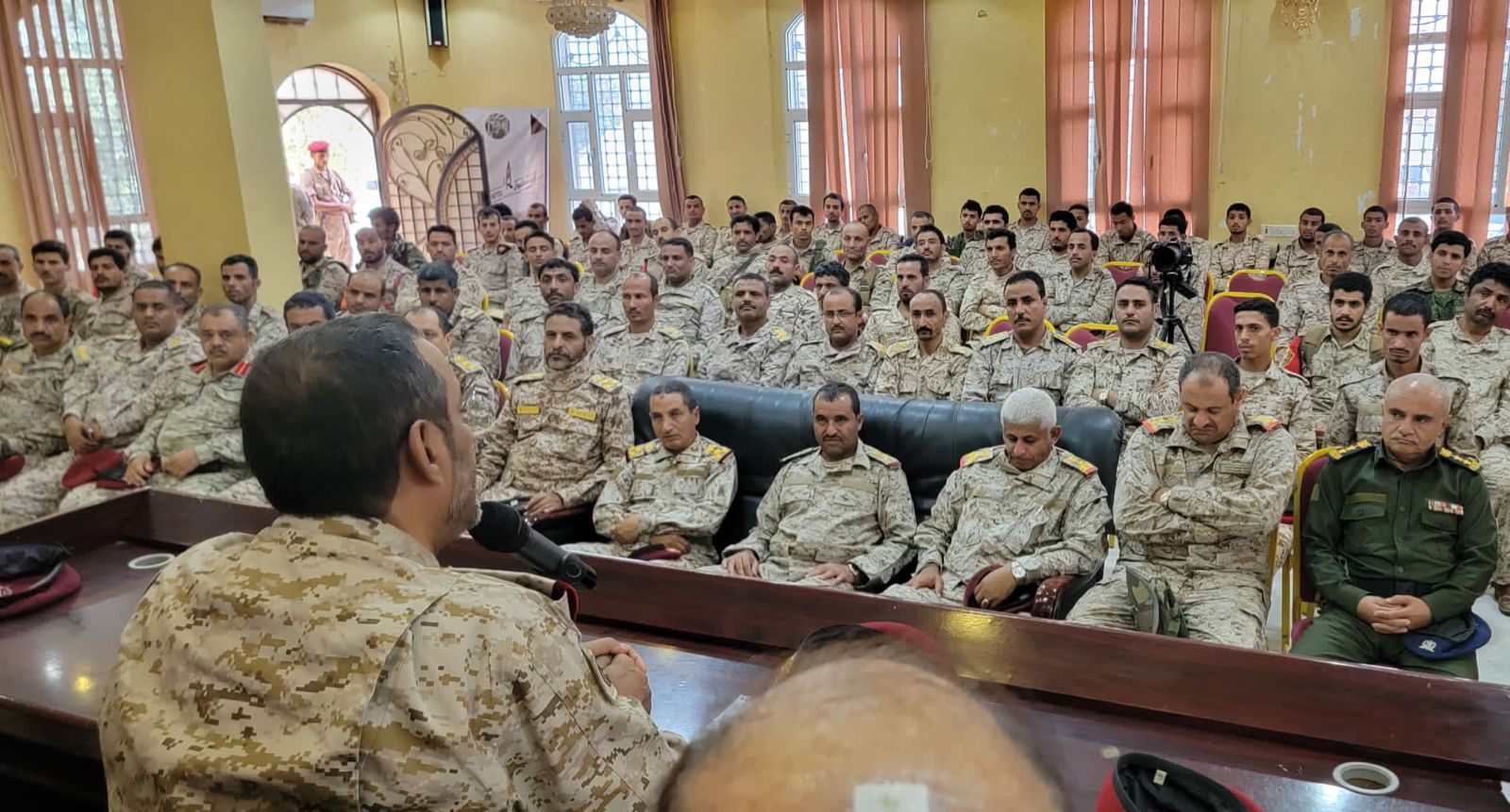 رئيس الأركان يشيد بدور دائرة الأمن العسكري وشعبها في الهيئات والمناطق العسكرية