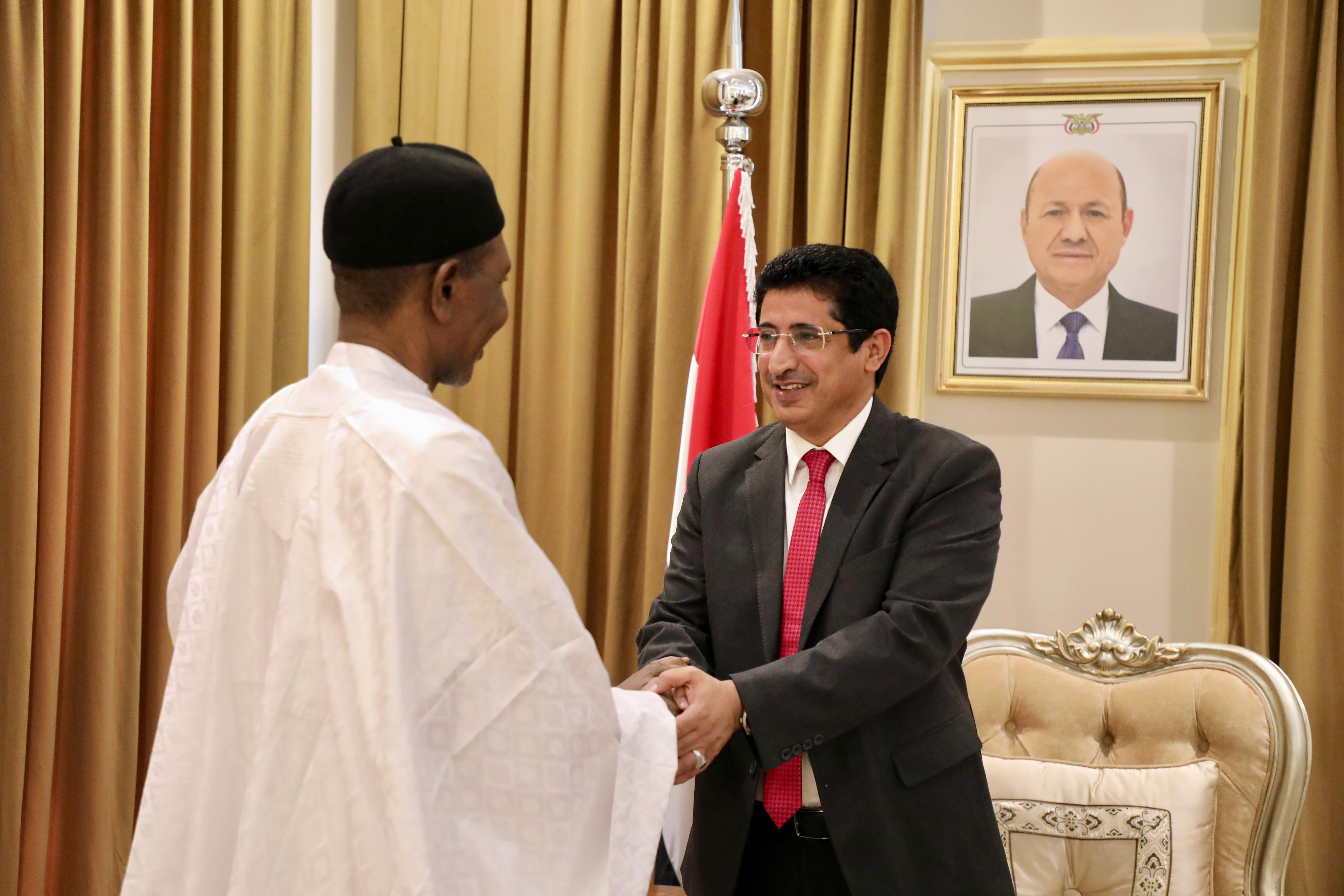 بجاش يستقبل سفير نيجيريا بمناسبة انتهاء فترة عمله