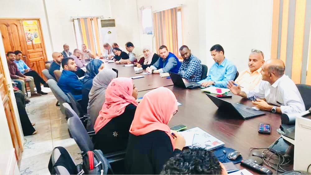 اجتماع صحي يناقش تدابير احتواء الاسهالات المائية الحادة في عدن وتعز ولحج