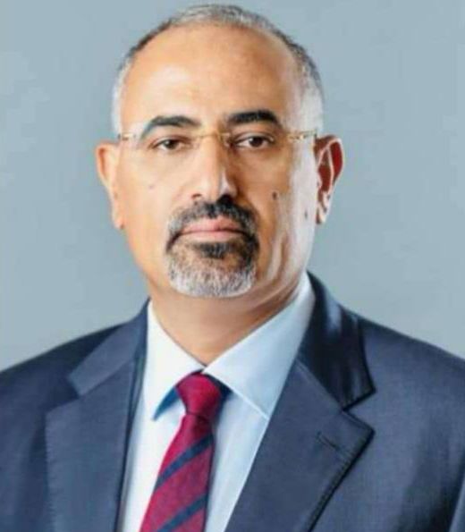 عضو مجلس القيادة اللواء الزُبيدي يعود الى عدن بعد زيارات ميدانية لعدد من المحافظات
