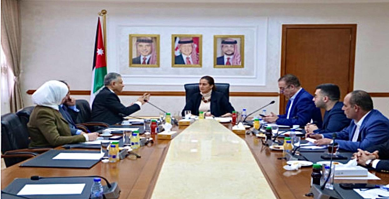 السفير فقيرة يبحث مع رئيس لجنة الشؤون الخارجية بمجلس النواب الاردني تعزيز التعاون البرلماني