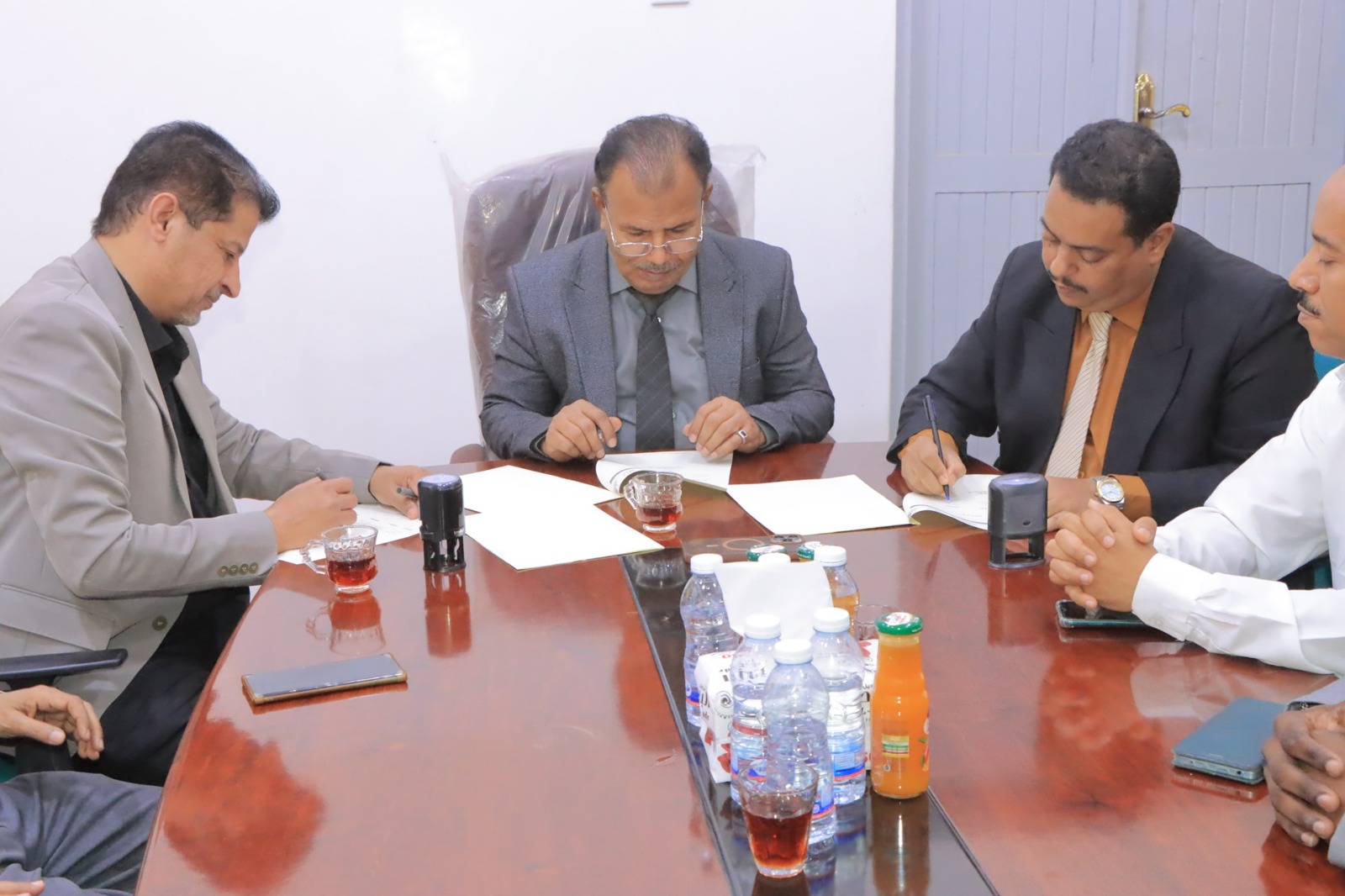 توقيع اتفاقية فتح مساق الزمالة في الطب النفسي والإدمان بسيئون