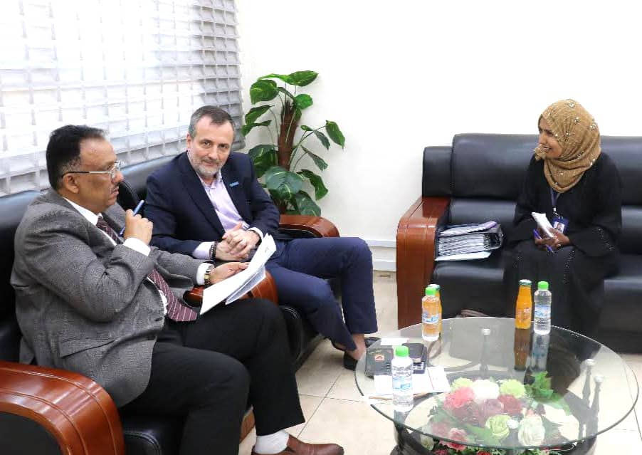 رئيس مصلحة الجمارك يبحث مع المفوضية السامية التعاون في مجال الإعفاءات الجمركية