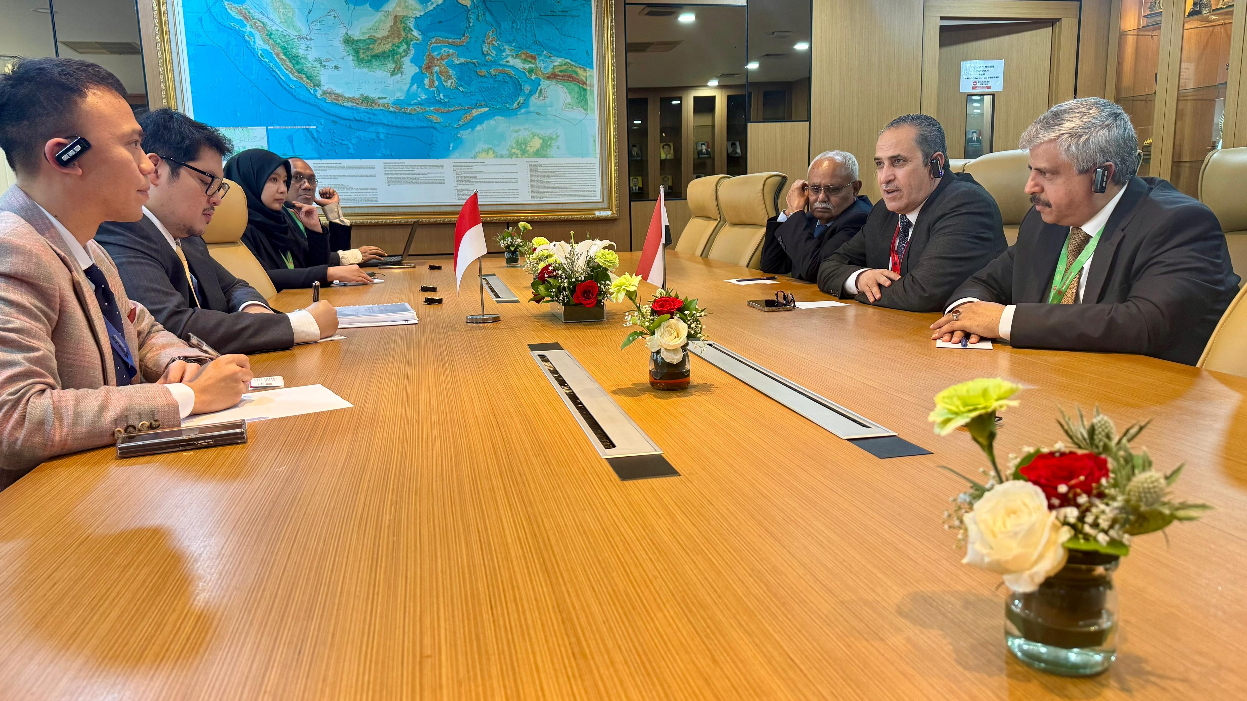 وفد مجلس النواب يلتقي هيئة برلمانية اندونيسية ويشارك بالاجتماع التشاوري العربي في جاكرتا