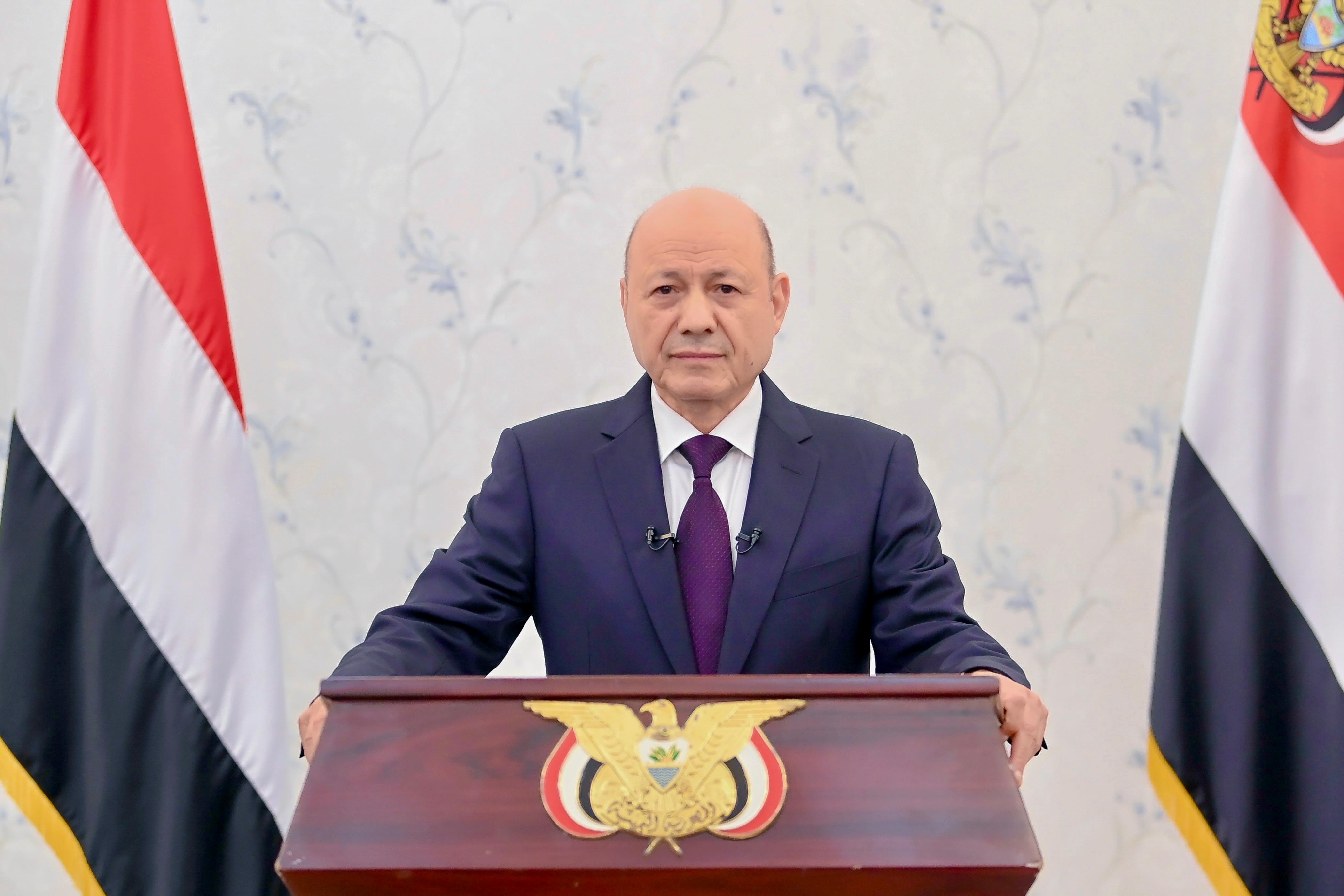رئيس مجلس القيادة في خطاب للشعب: الدولة ملتزمة بتقديم حياة المدنيين ومصالحهم على الاستعراض الزائف بالقوة