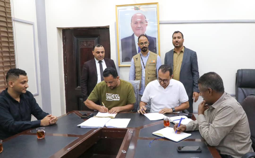 وزارة الشباب والرياضة توقع مذكرة تفاهم مع منظمة شباب بلا حدود