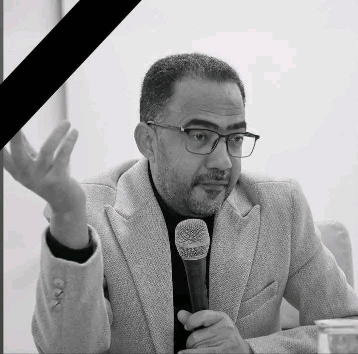 وزارة الإعلام تنعي نائب وزير الإعلام السابق والقامة الأدبية فؤاد الحميري