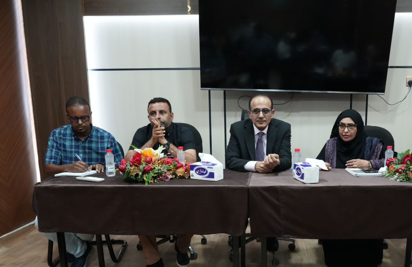 وزير الصحة يترأس اجتماعاً موسعاً لمجموعة التغيير السلوكي الاجتماعي (SBC)