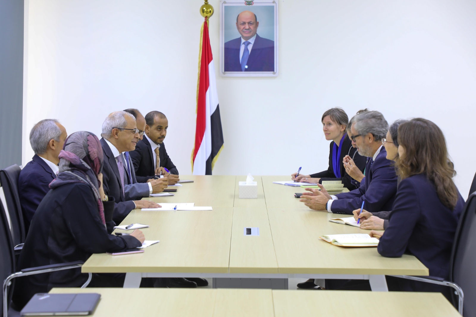 نائب وزير الخارجية يلتقي عدد من سفراء دول الاتحاد الأوروبي