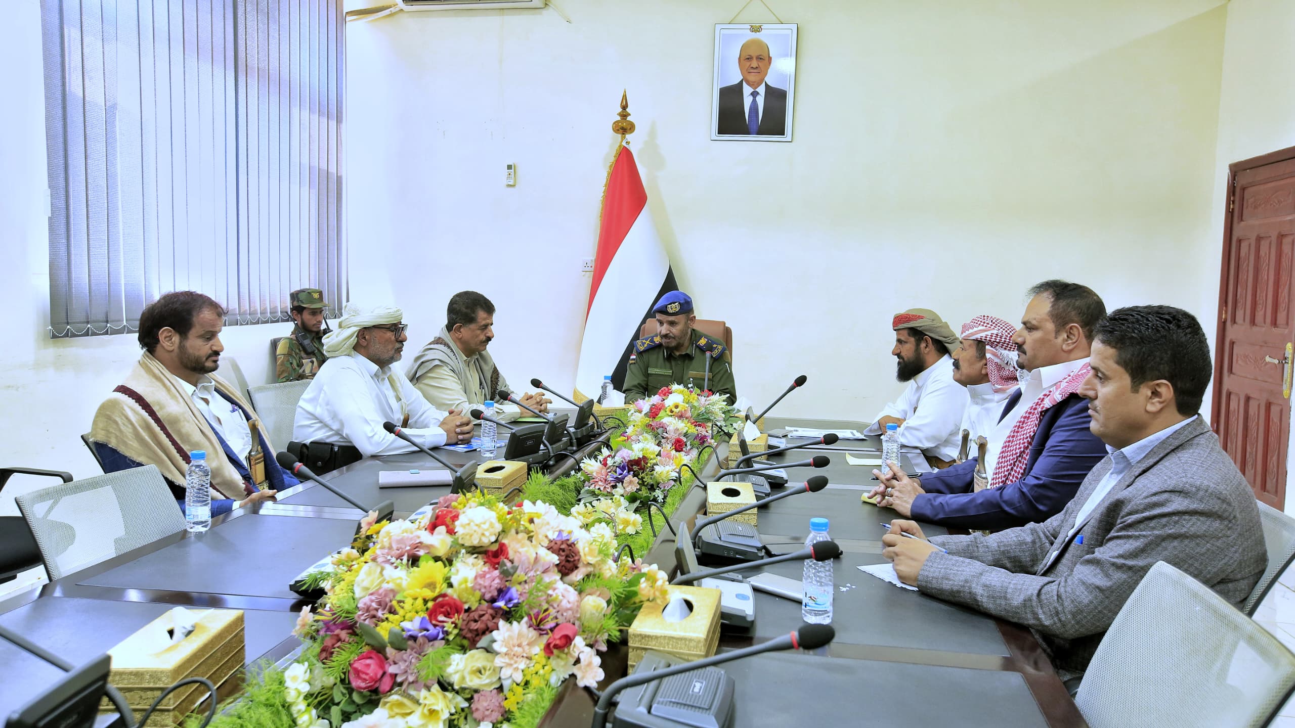 وكيل محافظة مأرب يناقش مع قيادات الأحزاب المستجدات الوطنية ويشيد بدورهم الوطني