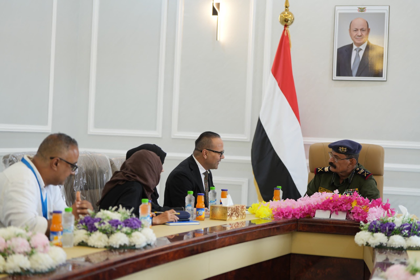 وكيل وزارة الداخلية يبحث مع مفوضية اللاجئين تعزيز التعاون والتنسيق المشترك