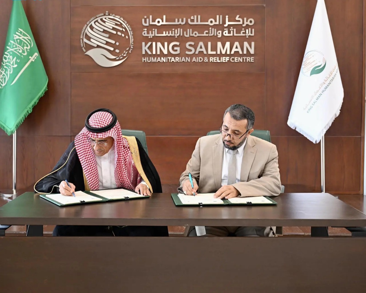 مركز الملك سلمان يوقع اتفاقية تعاون مشترك للاستجابة العاجلة لمكافحة الكوليرا في اليمن