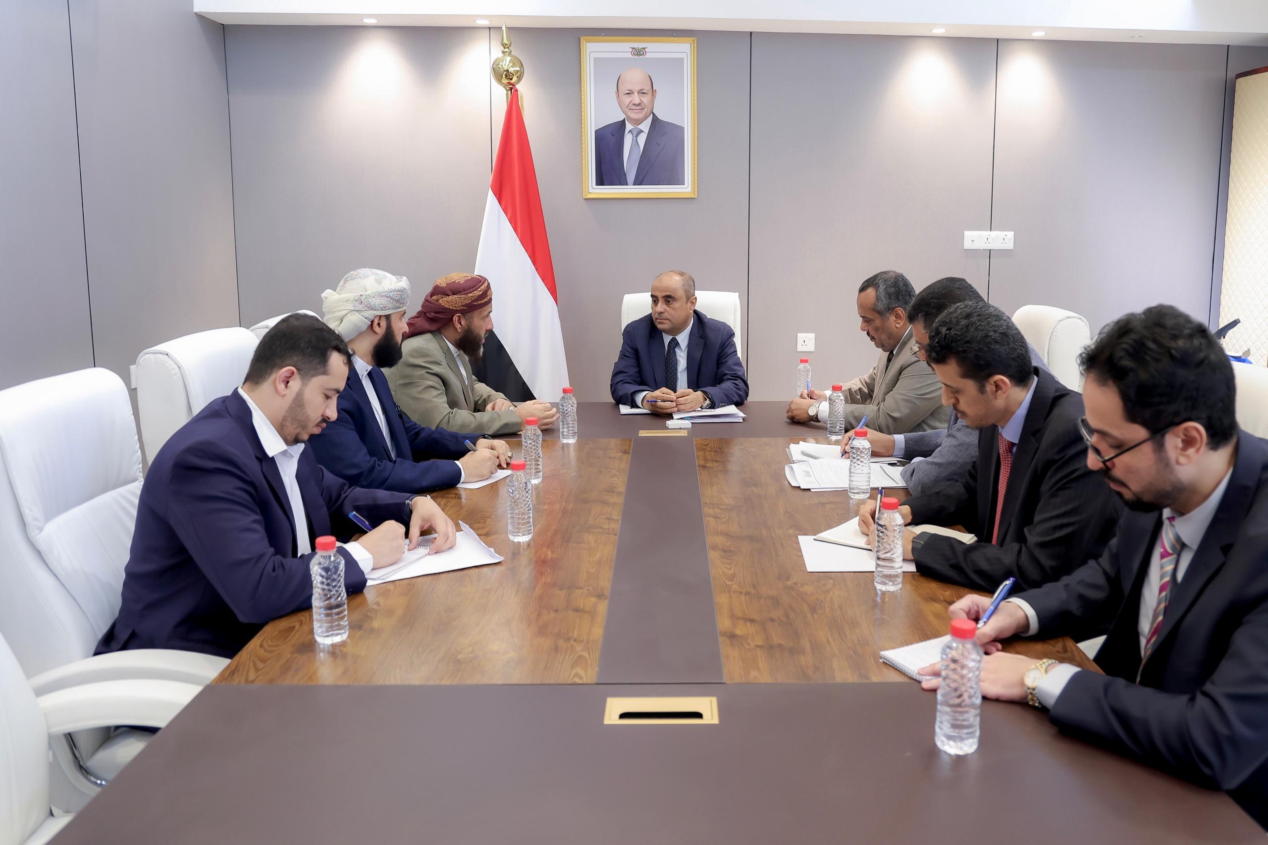 رئيس الوزراء يوجه وزارة الأوقاف بإجراء إصلاحات جذرية في ملف الحج والعمرة