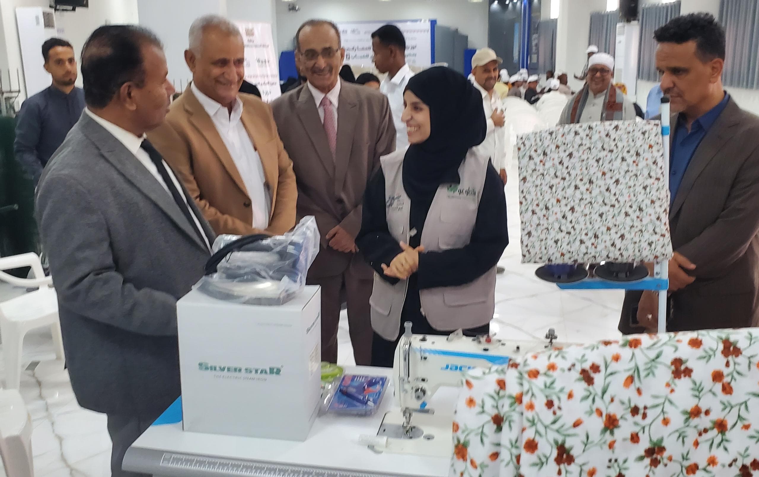 تدشين توزيع الحقائب المهنية للمشاركين في مشروع التمكين المهني للشباب 2 بوادي حضرموت