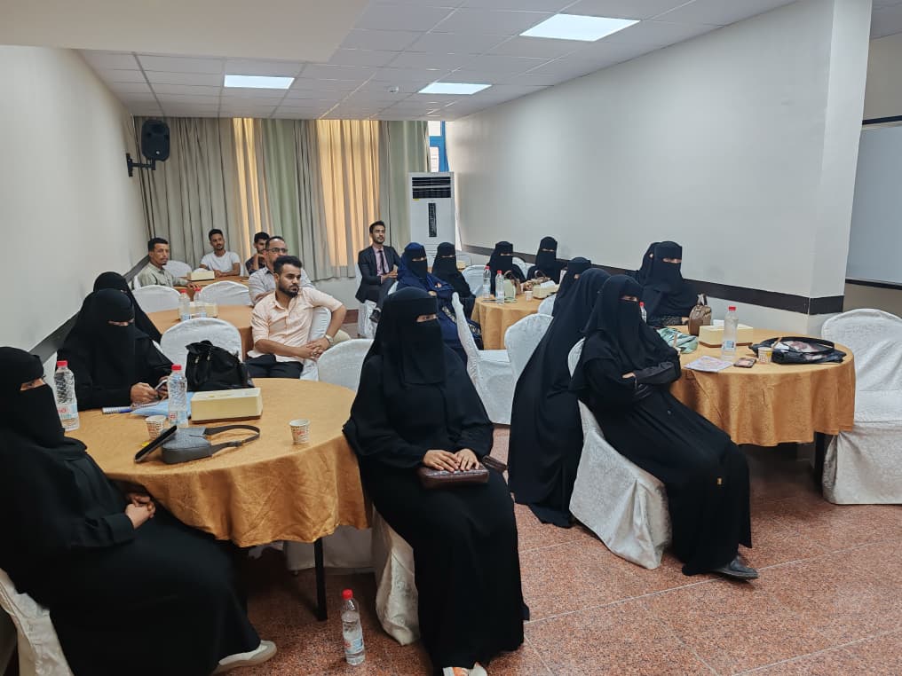 اختتام البرنامج التدريبي في الإسعافات والطوارئ والكوارث بعدن