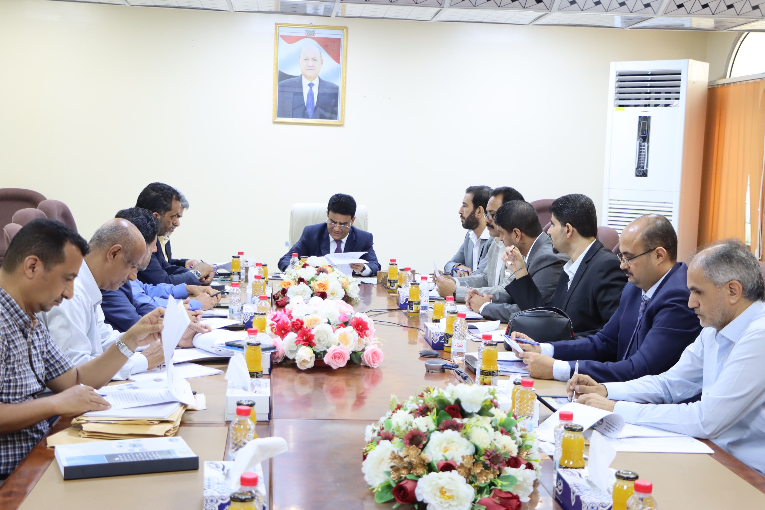 مجلس إدارة المؤسسة اليمنية العامة للنفط والغاز يناقش سير إعداد الموازنة العامة