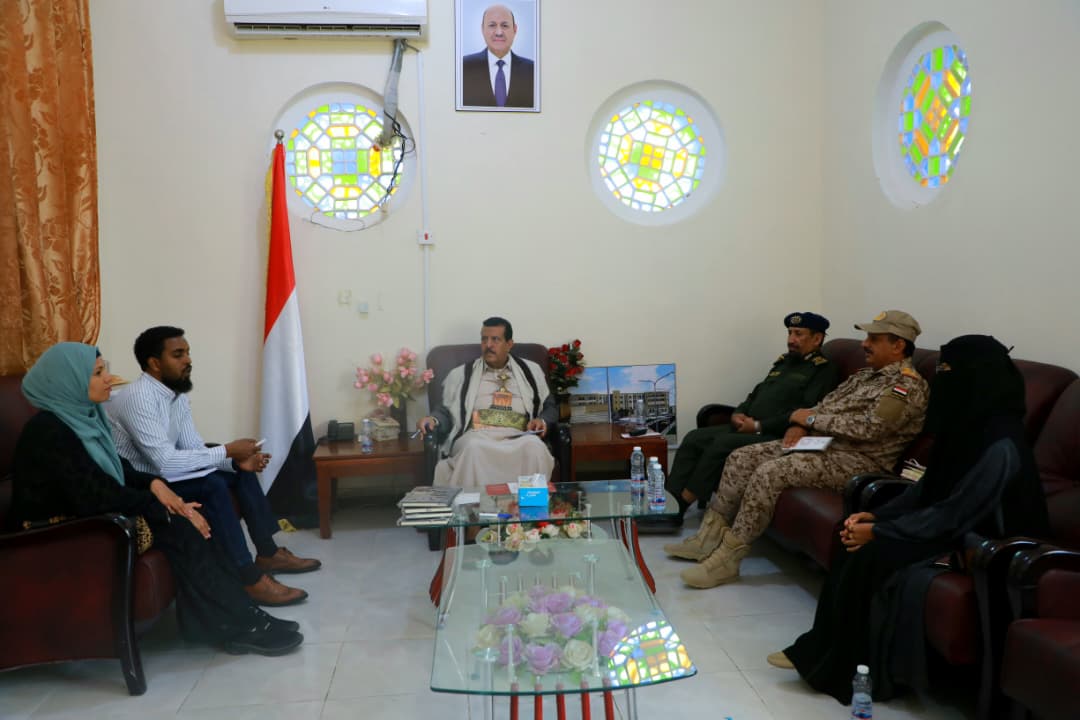 اجتماع في مأرب يناقش مع منظمة نداء جنيف السويسرية بناء القدرات والتأهيل والتدريب