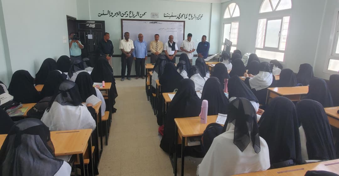 وكيل حضرموت يطلع على سير العملية التعليمية بمدارس مديرية تريم