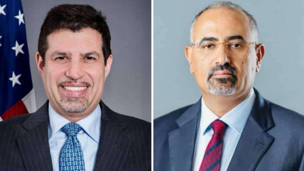 اللواء الزُبيدي يبحث مع السفير الامريكي سُبل دعم مسار الإصلاحات والتعافي الاقتصادي
