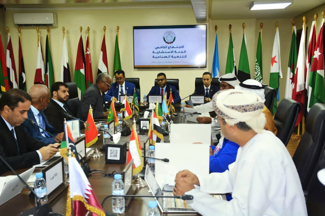 اليمن يشارك في فعاليات الاجتماع الخامس للجنة الاستشارية للتنمية الصناعية في الرباط