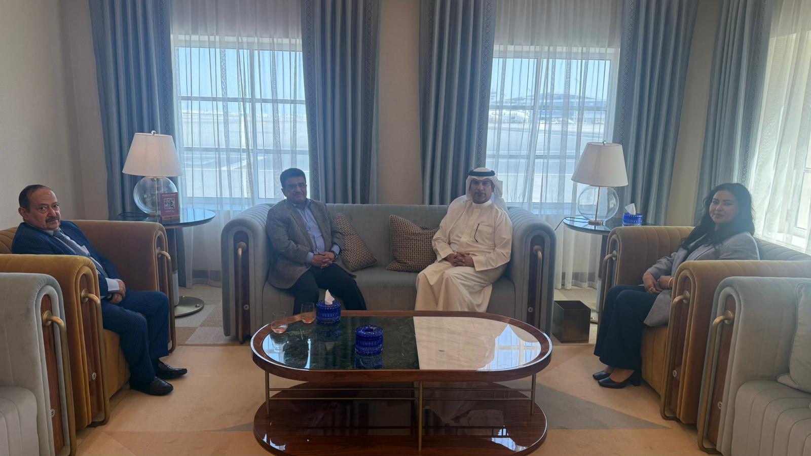 الوزير الشماسي يشارك في مؤتمر الشرق الأوسط للنفط والغاز والعلوم الجيولوجية بالمنامة