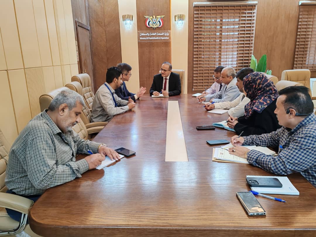 وزير الصحة يبحث مع منظمة "انترسوس" وبعثة أطباء بلا حدود البلجيكية تدخلاتهما في القطاع الصحي