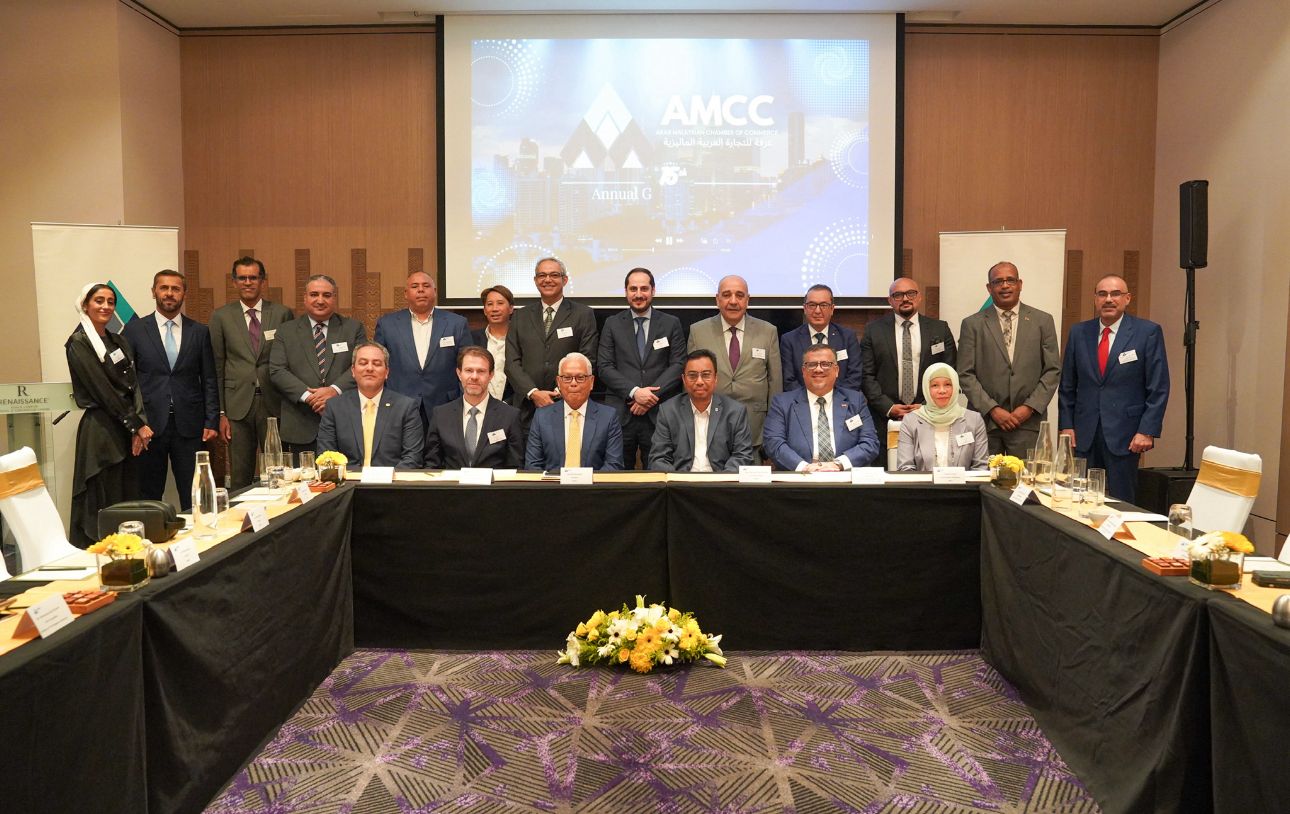 اليمن يشارك في الاجتماع السنوي العام الـ15 للغرفة التجارية العربية الماليزية