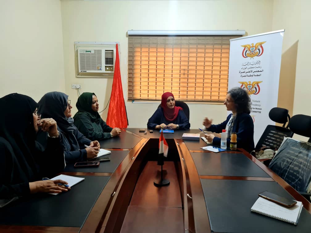 رئيسة اللجنة الوطنية للمرأة تبحث مع السفيرة الفرنسية تعزيز التعاون المشترك