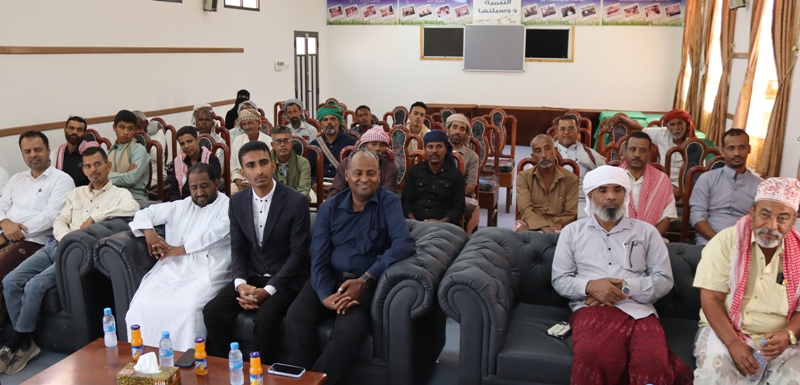 بدء دورة تدريبية للمزارعين في مجال خدمة ورعاية النخيل