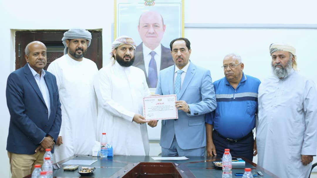 وزارة الشباب والرياضة تمنح نادي التعاون بحضرموت الاعتراف النهائي