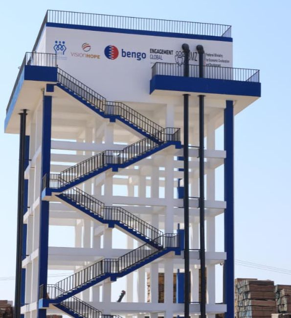 مياه عدن تدشن تشغيل خزان مياه خرساني سعة 500 متر مكعب في بئر ناصر