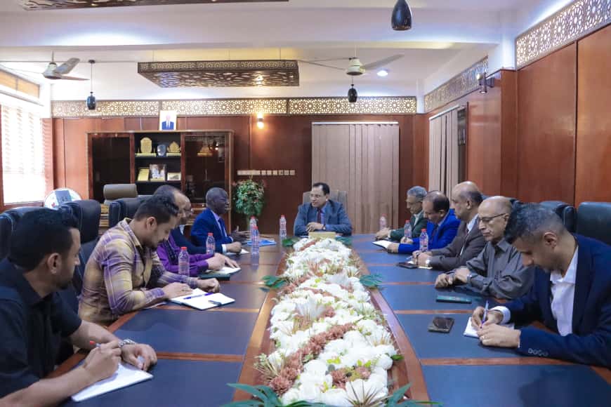 الوزير السقطري يبحث مع منظمة العون تنفيذ مشاريع تنموية في القطاعين الزراعي والسمكي