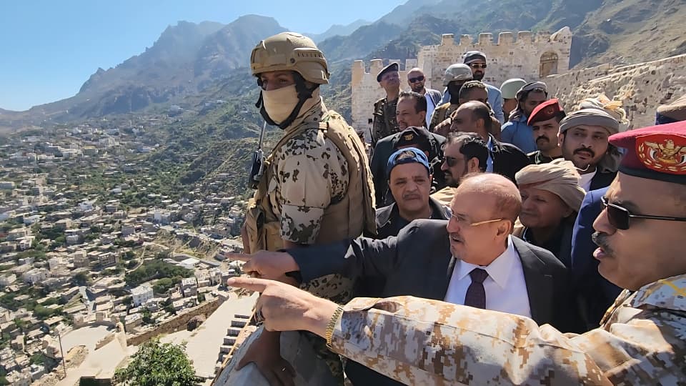 رئيس مجلس النواب يطلع على الأوضاع العامة في محافظة تعز