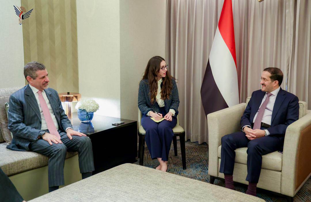 عضو مجلس القيادة الرئاسي عثمان مجلي يلتقي السفير الامريكي ستيفن فاجن