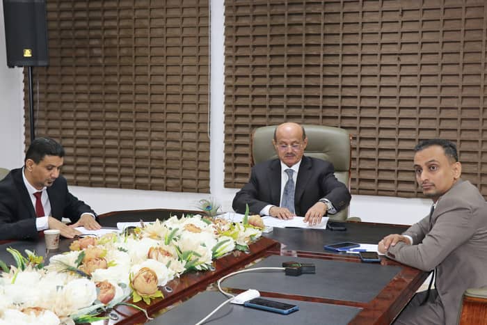 لجنة تنظيم وتمويل الواردات تستعرض نتائج نشاطها خلال المائة يوم الماضية