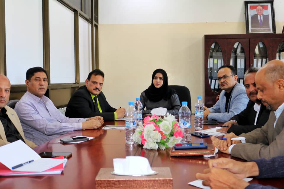 اجتماع بتعز يناقش تطوير القطاع الصحي والخطة السنوية للمستشفيات