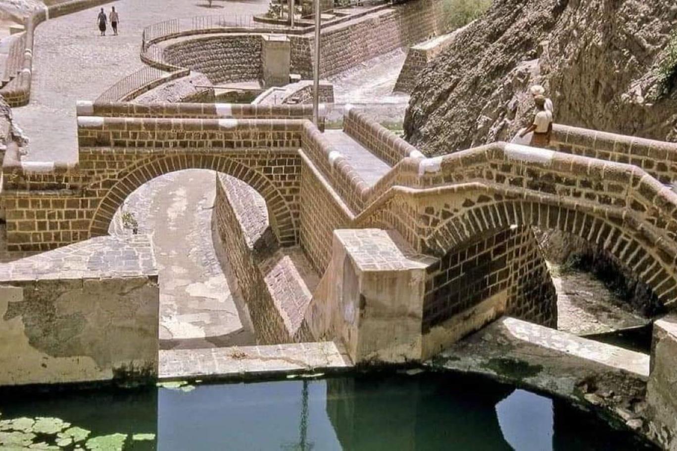 اعلان حضر التجوال في عدن يبدا مساء اليوم الساعة التاسعة مساء وحتى السادسة صباحا