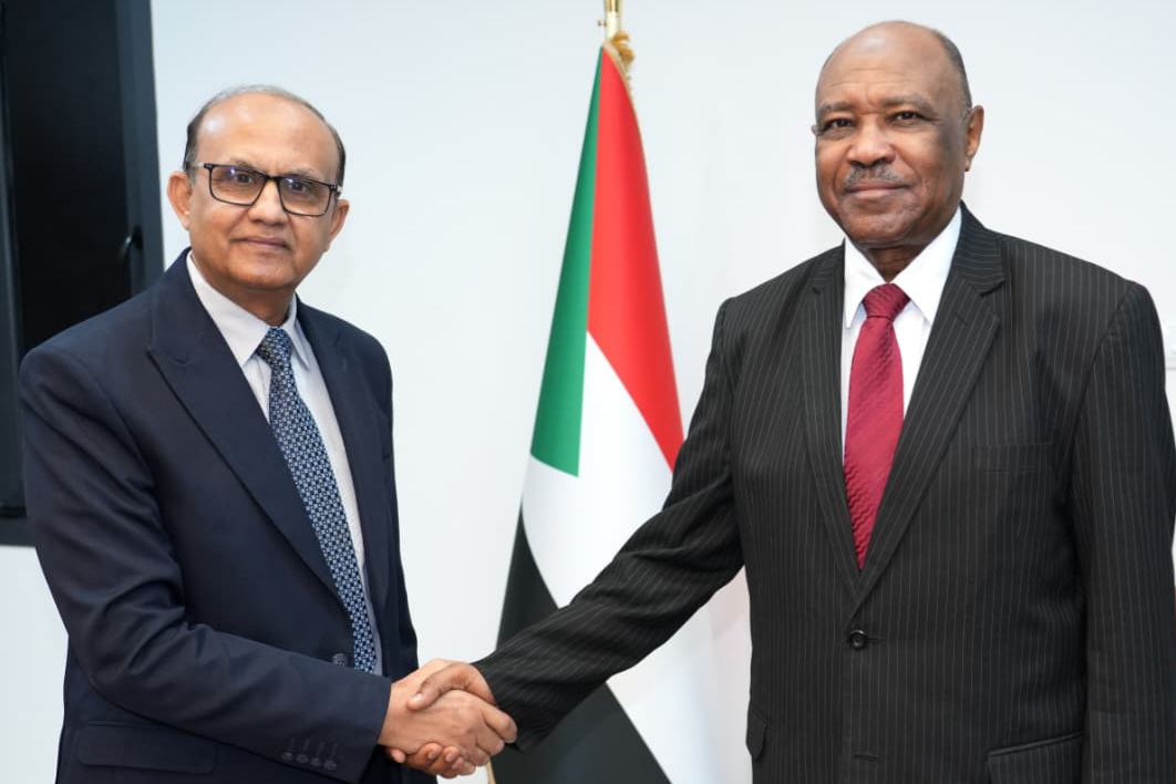 سفير اليمن يبحث مع وزير الخارجية والتعاون الدولي السوداني تعزيز التعاون الثنائي