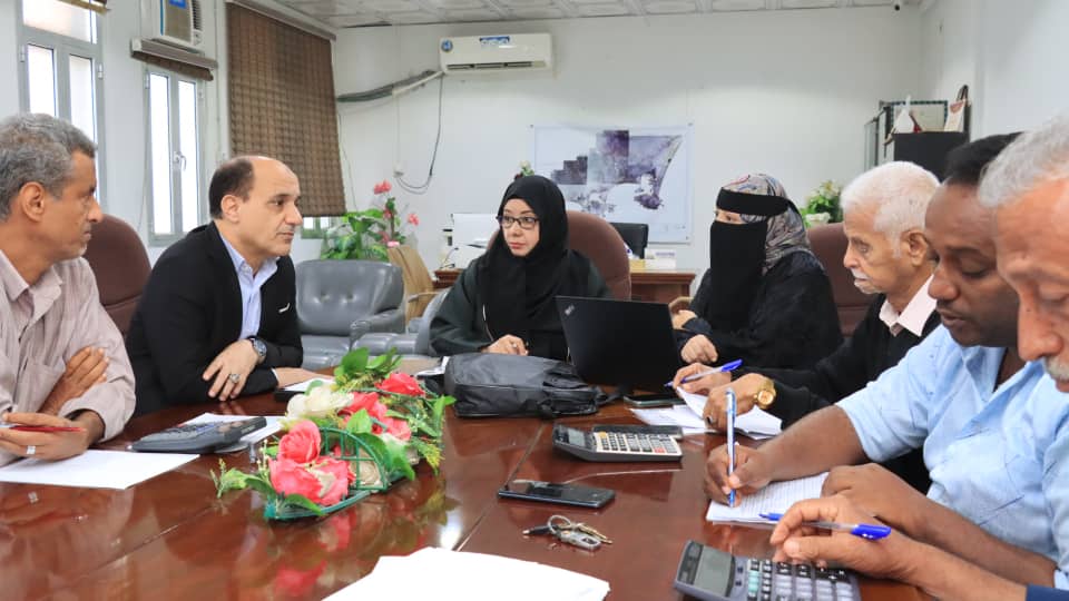 مكتب التخطيط بعدن يناقش البرنامج الاستثماري لمديرية دار سعد لعام 2026