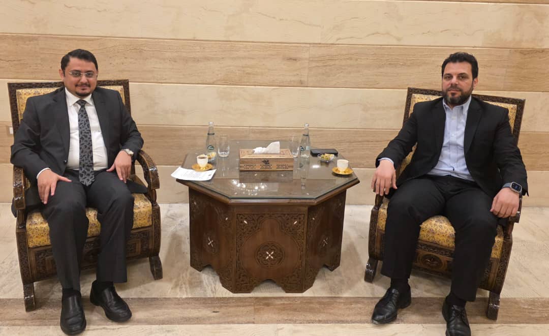 القائم بأعمال السفارة اليمنية في دمشق يلتقي مدير إدارة الشؤون العربية بالخارجية السورية