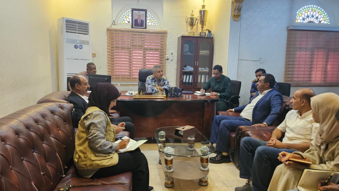 اللجنة الوطنية للتحقيق تلتقي مدير أمن ساحل حضرموت لمناقشة مستجدات الأوضاع الحقوقية