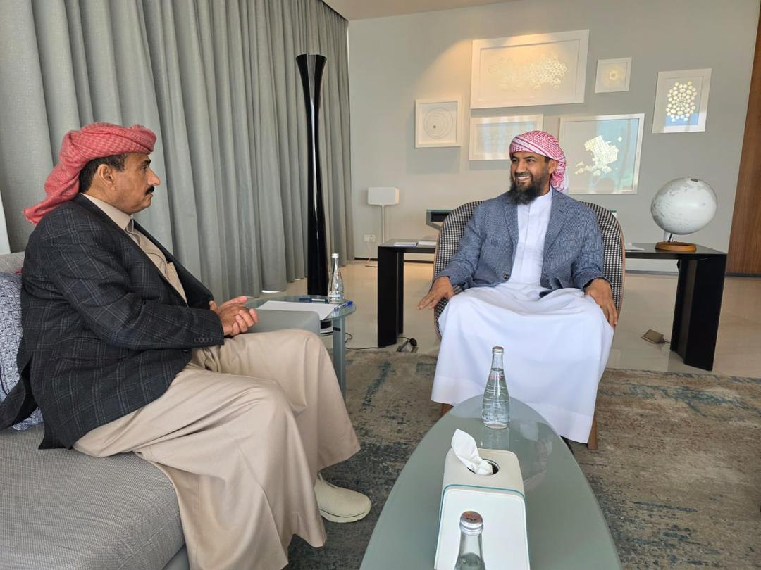 المحرّمي يلتقي محافظ شبوة ويشدد على تكامل الجهود بين مختلف الجهات