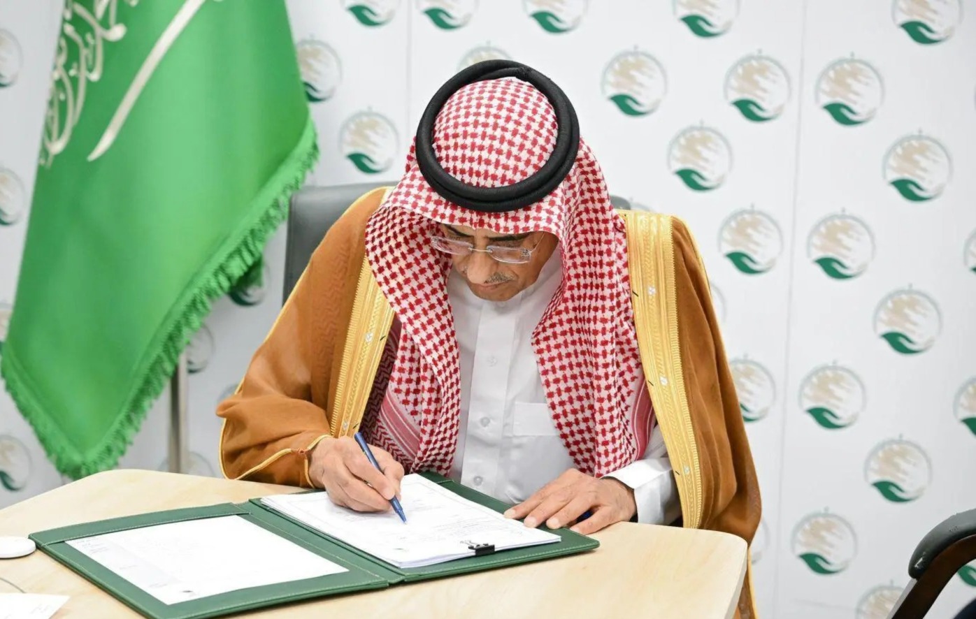 مركز الملك سلمان للإغاثة يوقع اتفاقية لتشغيل مركز الجعدة الصحي بمحافظة حجة