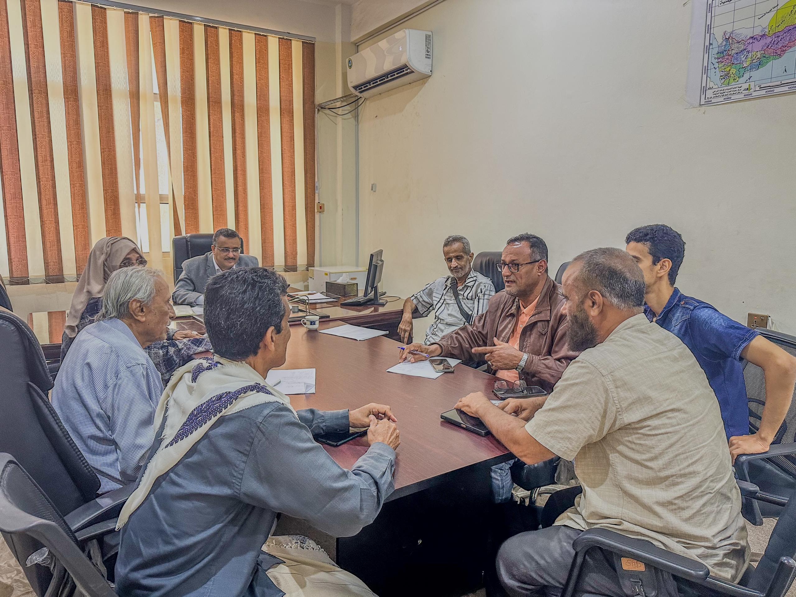 اجتماع بعدن يناقش إعداد التقرير الوطني لمكافحة التصحر في اليمن