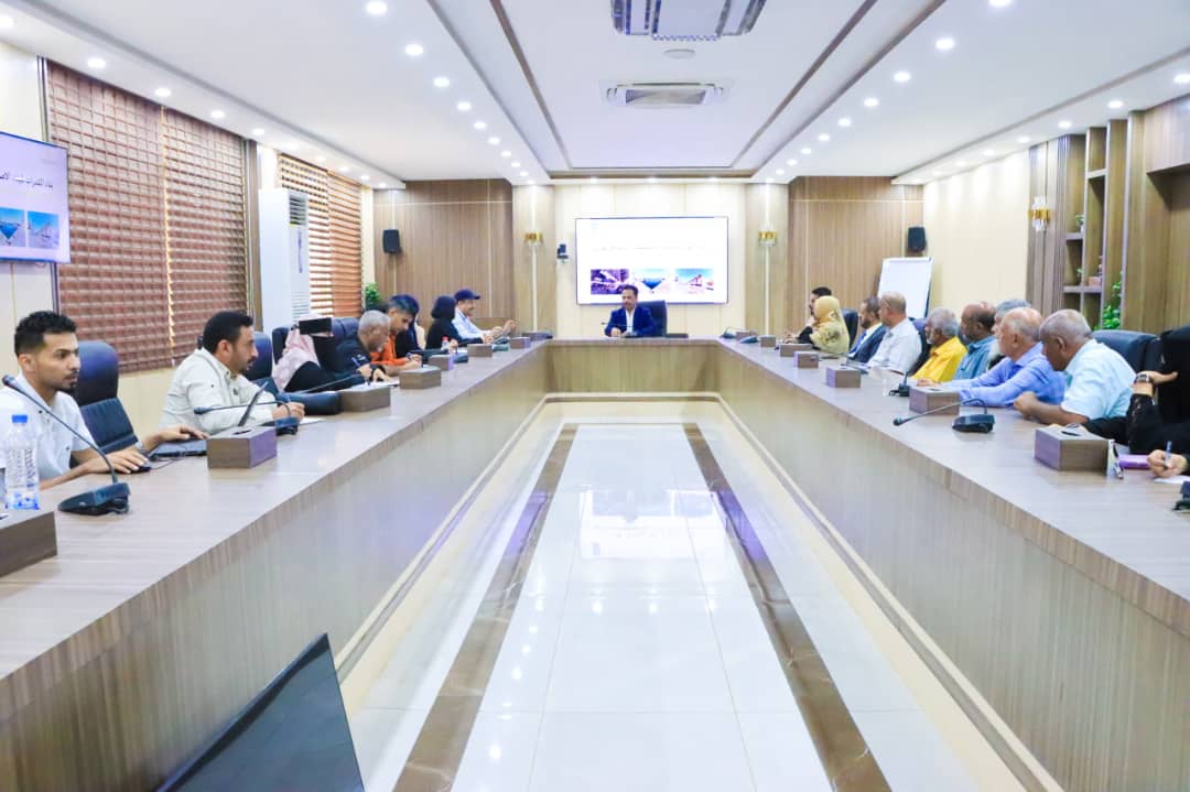 اختتام ورشة عرض الإطار الاستراتيجي لتأهيل ميناء الاصطياد السمكي بعدن
