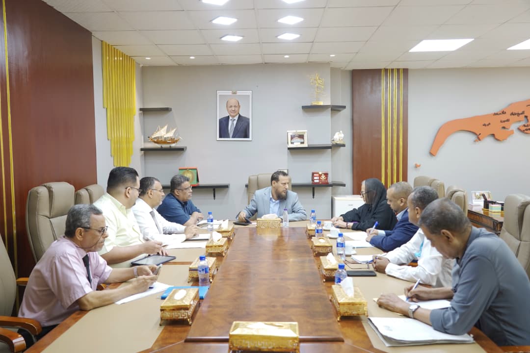 وزير الدولة محافظ عدن يبحث مع مكتب اليونيسيف دعم القطاعات المرتبطة بالطفولة