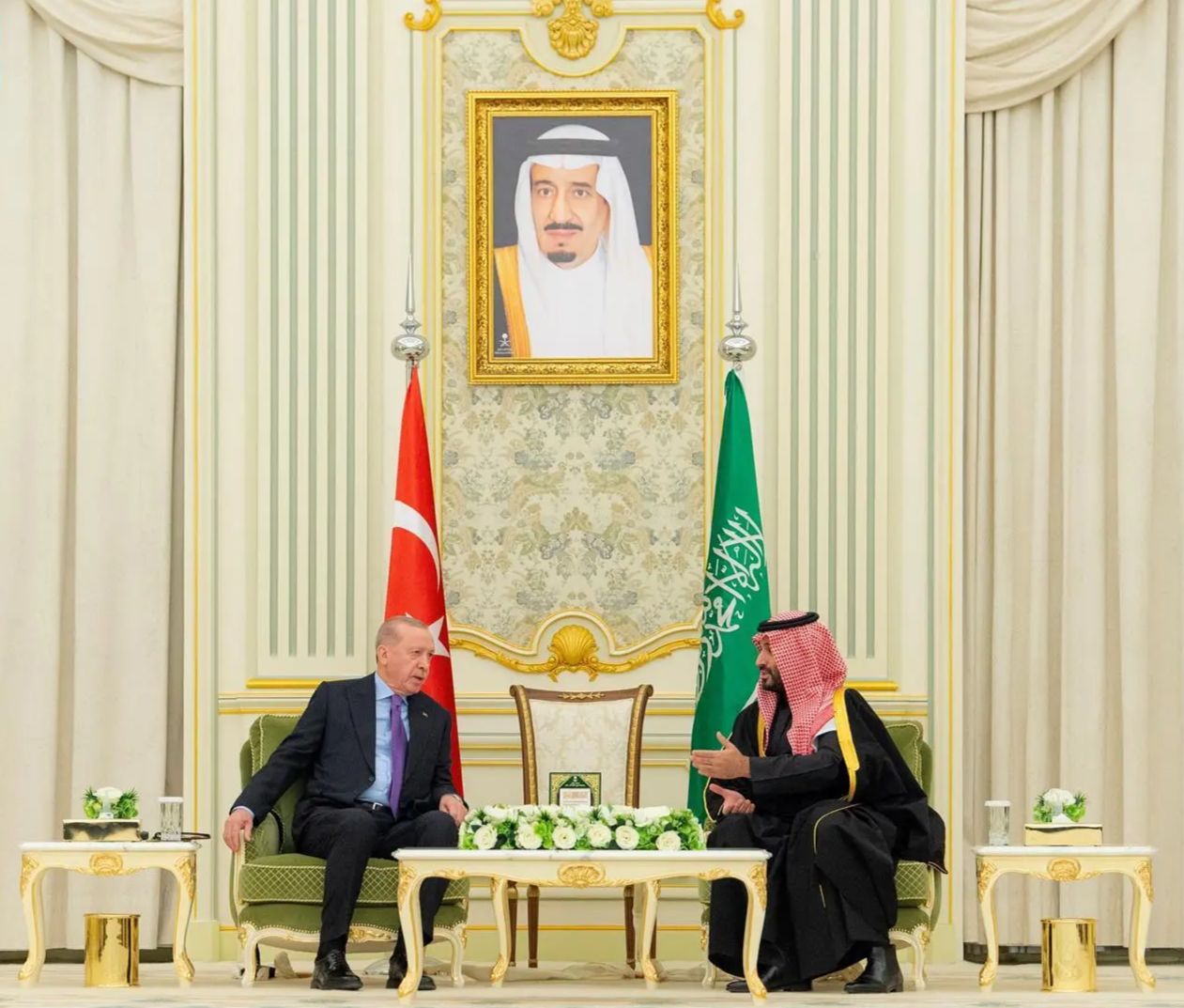 السعودية وتركيا تؤكدان دعمهما لوحدة اليمن وسيادته ورفض أي محاولات لزعزعة أمنه واستقراره